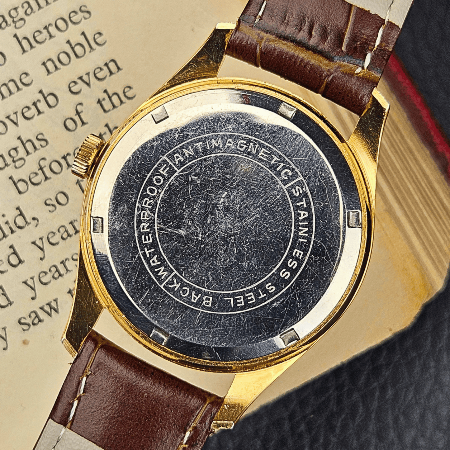 Diantus Mod. 30 – Manual Wind – Champagne Sunburst Dial – Rose Gold Plated
