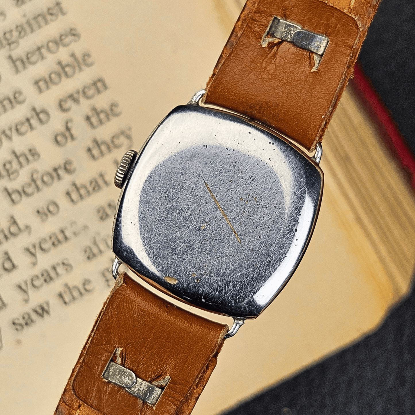 Universal Genève Cushion Case – Small Seconds – 1930s