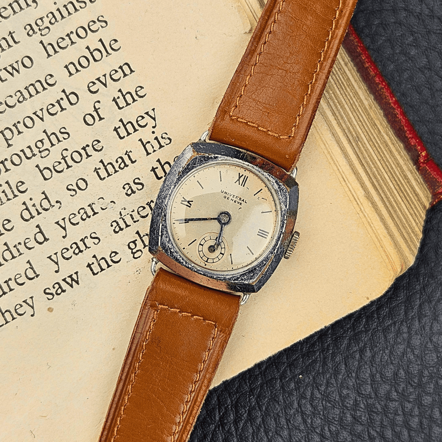 Universal Genève Cushion Case – Small Seconds – 1930s