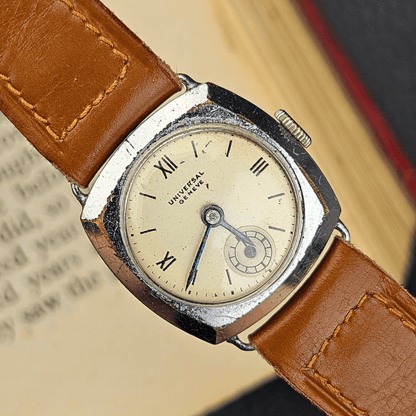 Universal Genève Cushion Case – Small Seconds – 1930s