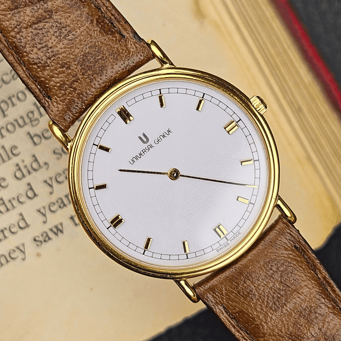 Universal Geneve Dress Watch – Mother of Pearl Dial – Gold Plated