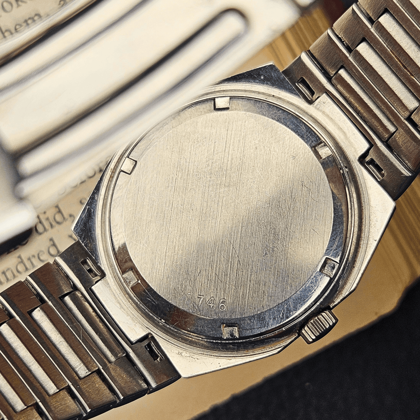 Rotary Manual Wind – Integrated Bracelet – Silver Sunburst Dial