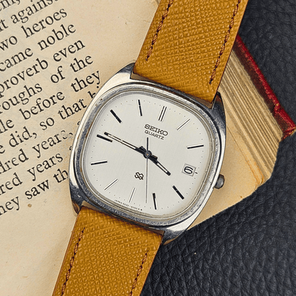 Seiko Quartz SQ – Silver Dial – Cushion Case - Ref. 8222-5000